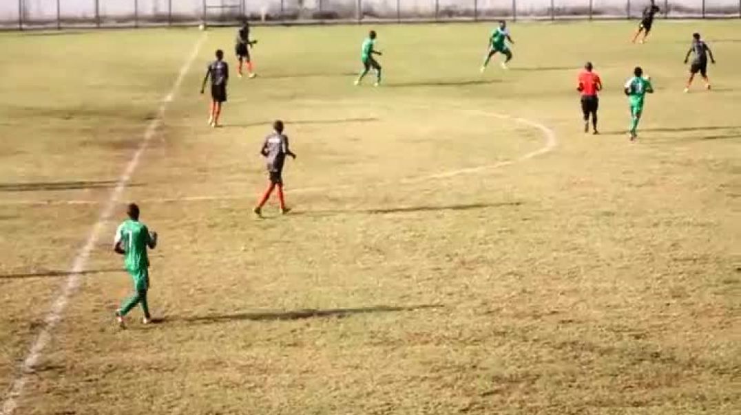 Léopard Sportive de Douala Vs Ngaoundere Foot ball  sportive par vincent Kamto