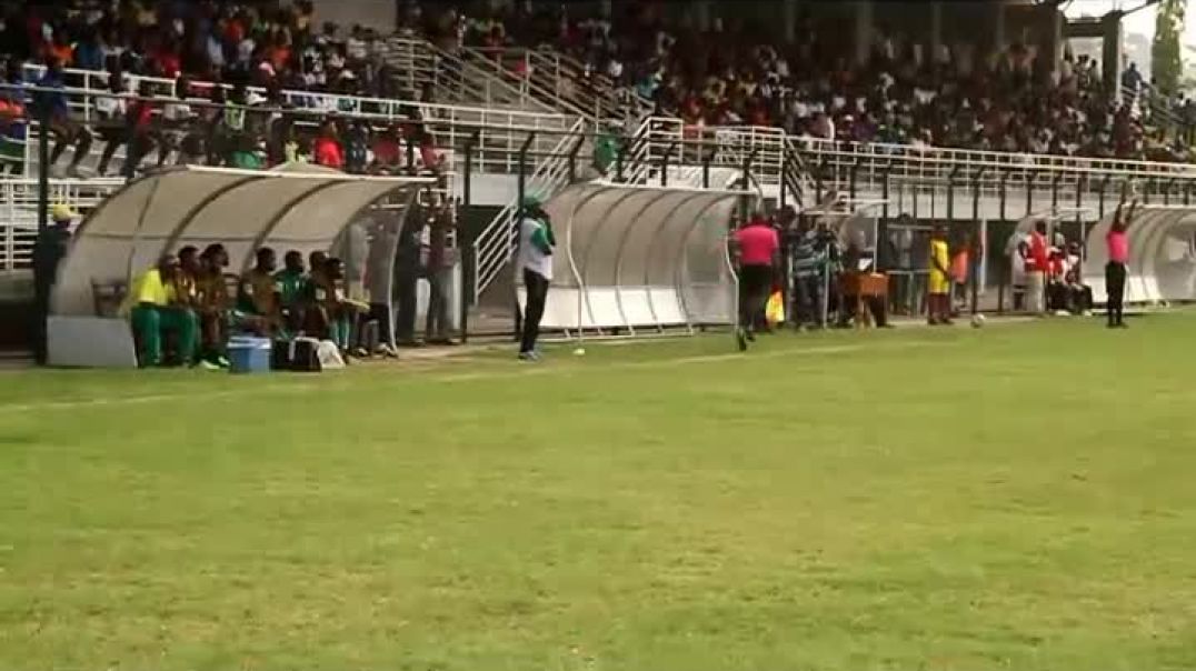 ⁣[CAMEROUN]    Exécution du penalty de coton sport de Garoua a limbe par Vincent Kamto