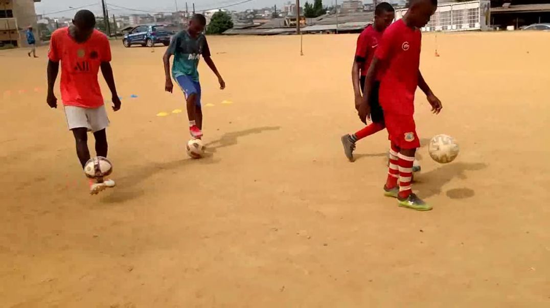 [CAMEROUN] Balade a K T J Sport Académies