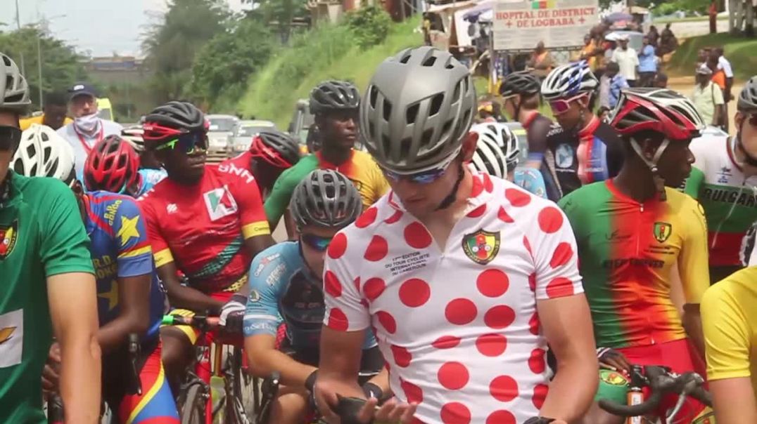 ⁣[CAMEROUN]  départ de la 6e étape du tour du Cameroun