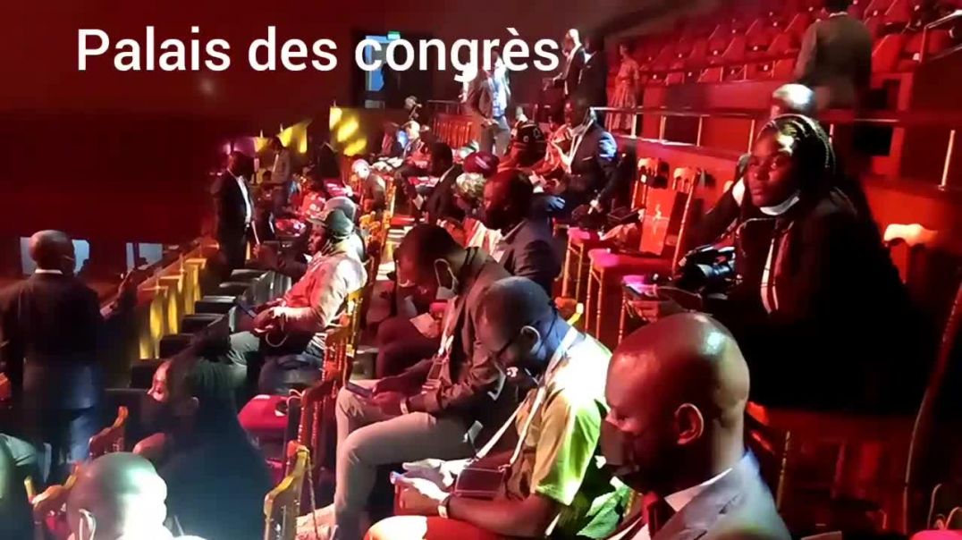 ⁣[Cameroun] ambiance au palais des congrès avant le tirage au sort