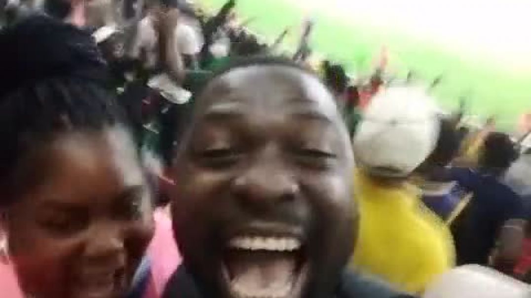 ⁣La joie des supporters Camerounais