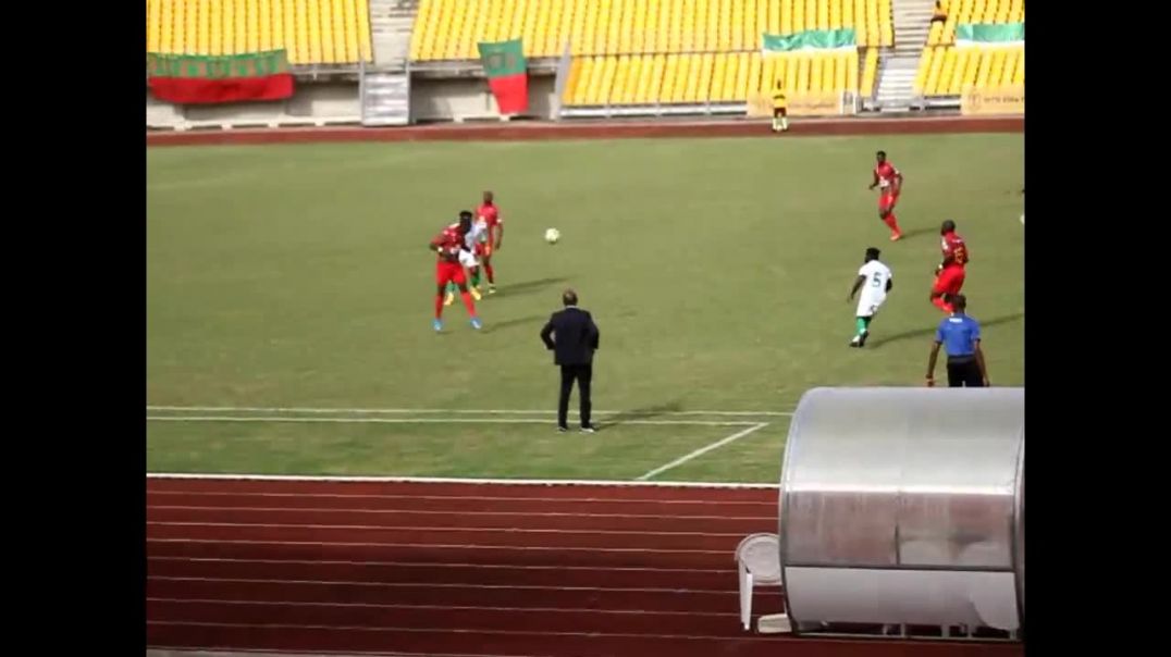 ⁣Cameroun Action du Match de la Rencontre Union de douala Vs Canon de Yaoundé