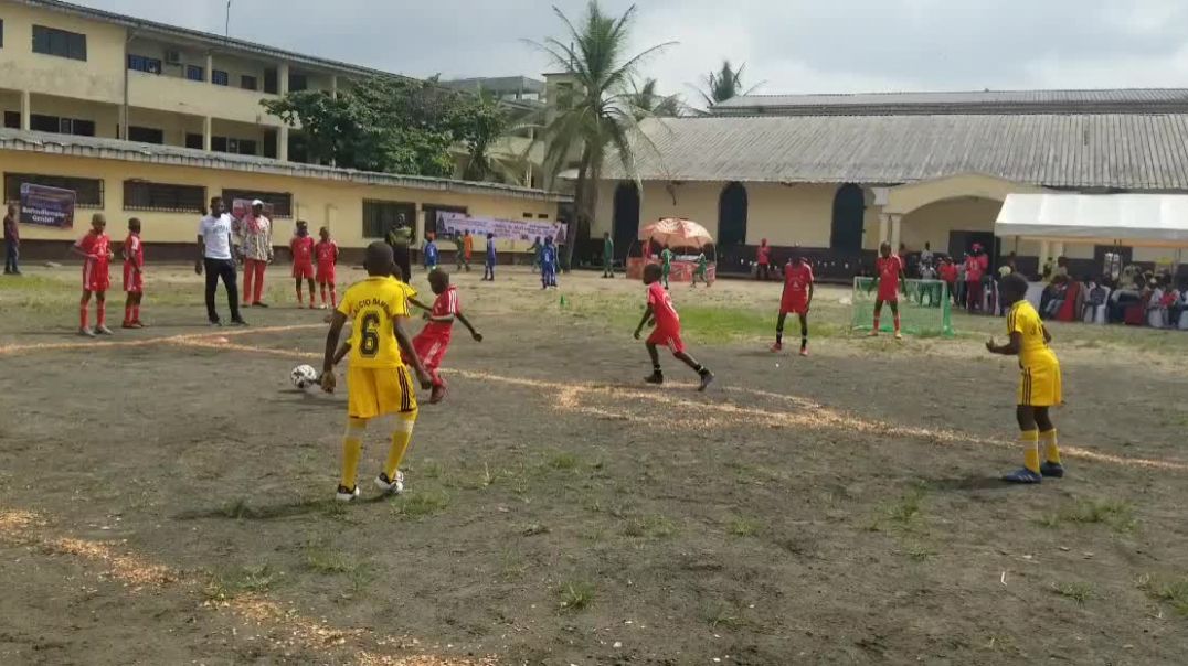 ⁣[Cameroun] projet calcio début des activités  match des Benjamin