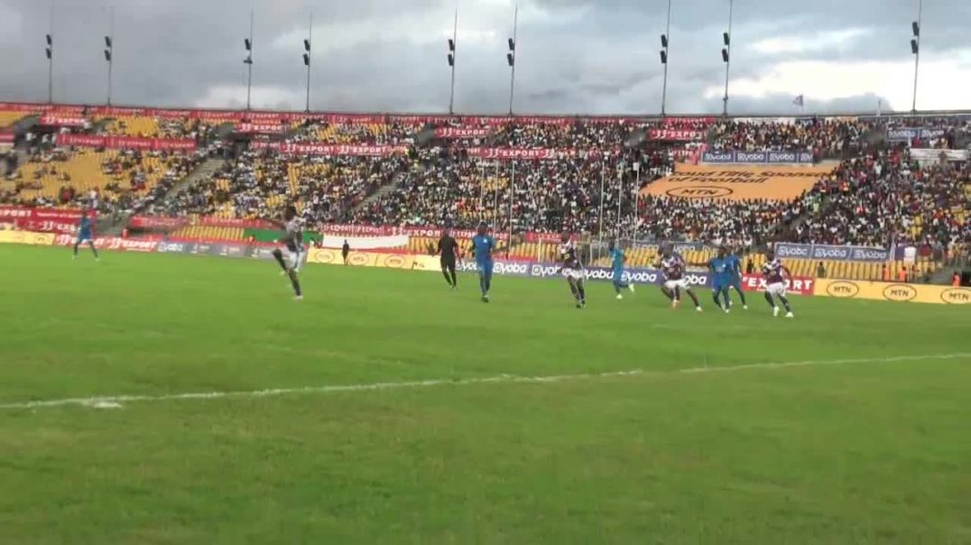 ⁣[Cameroun] Action de la rencontre Coton sport de Garoua vs Fovu club de Baham