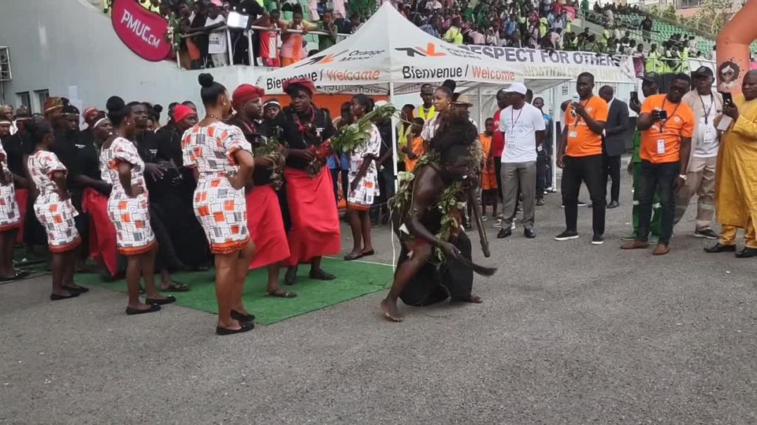 [Cameroun] ascension du mont Cameroun 2024 parade culturelle