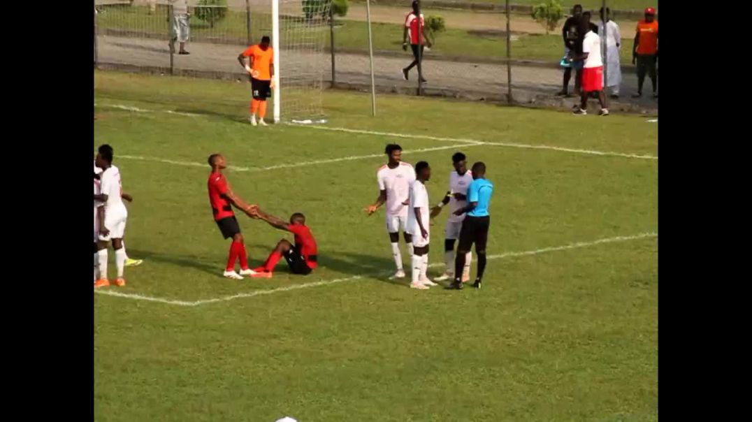 ⁣[Cameroun] Action de la Rencontre Caiman de Douala vs AS Nylon